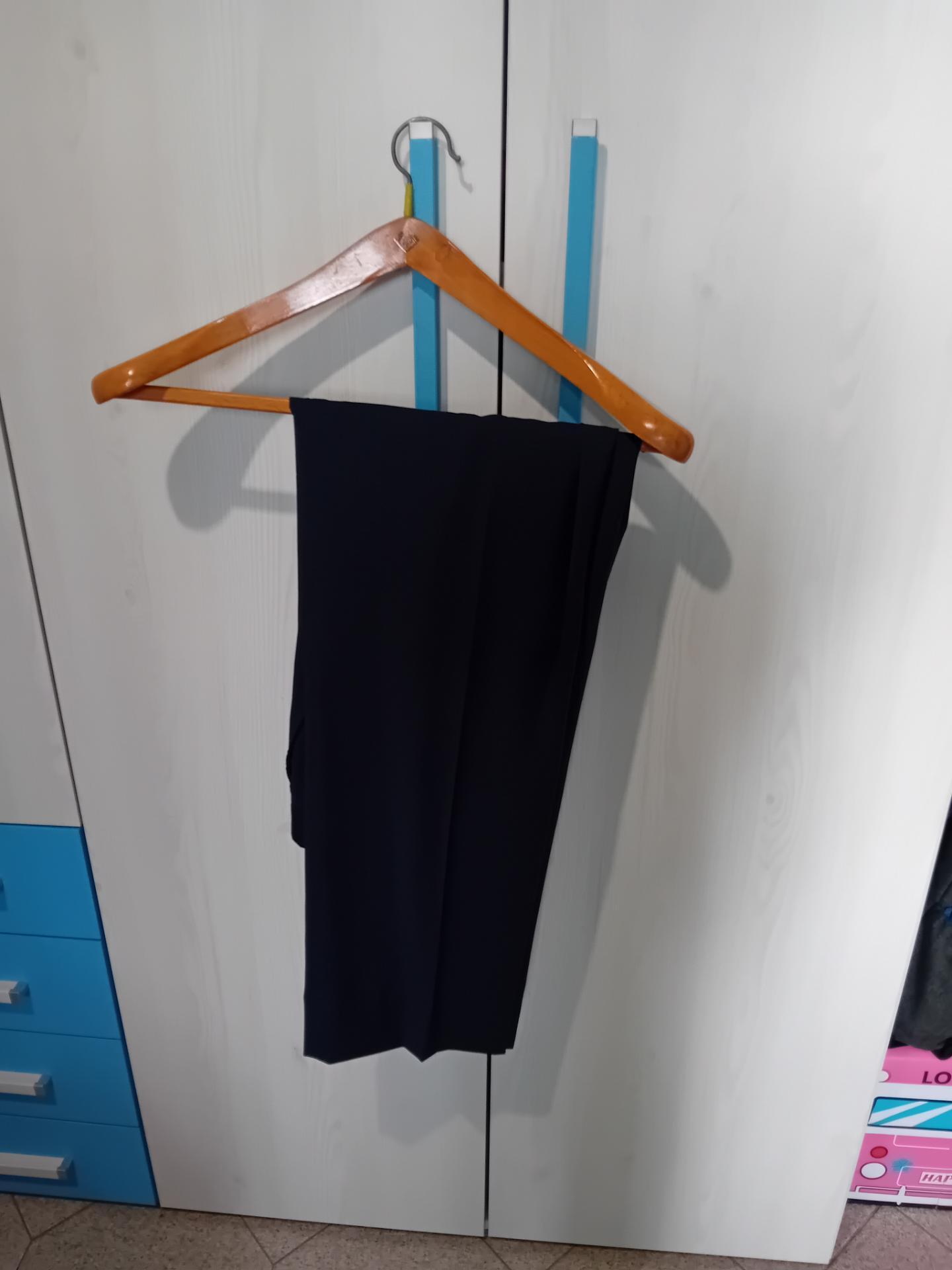 Vestito blu Completo uomo da scambiare - Altri Abbigliamenti a Roma - foto 3