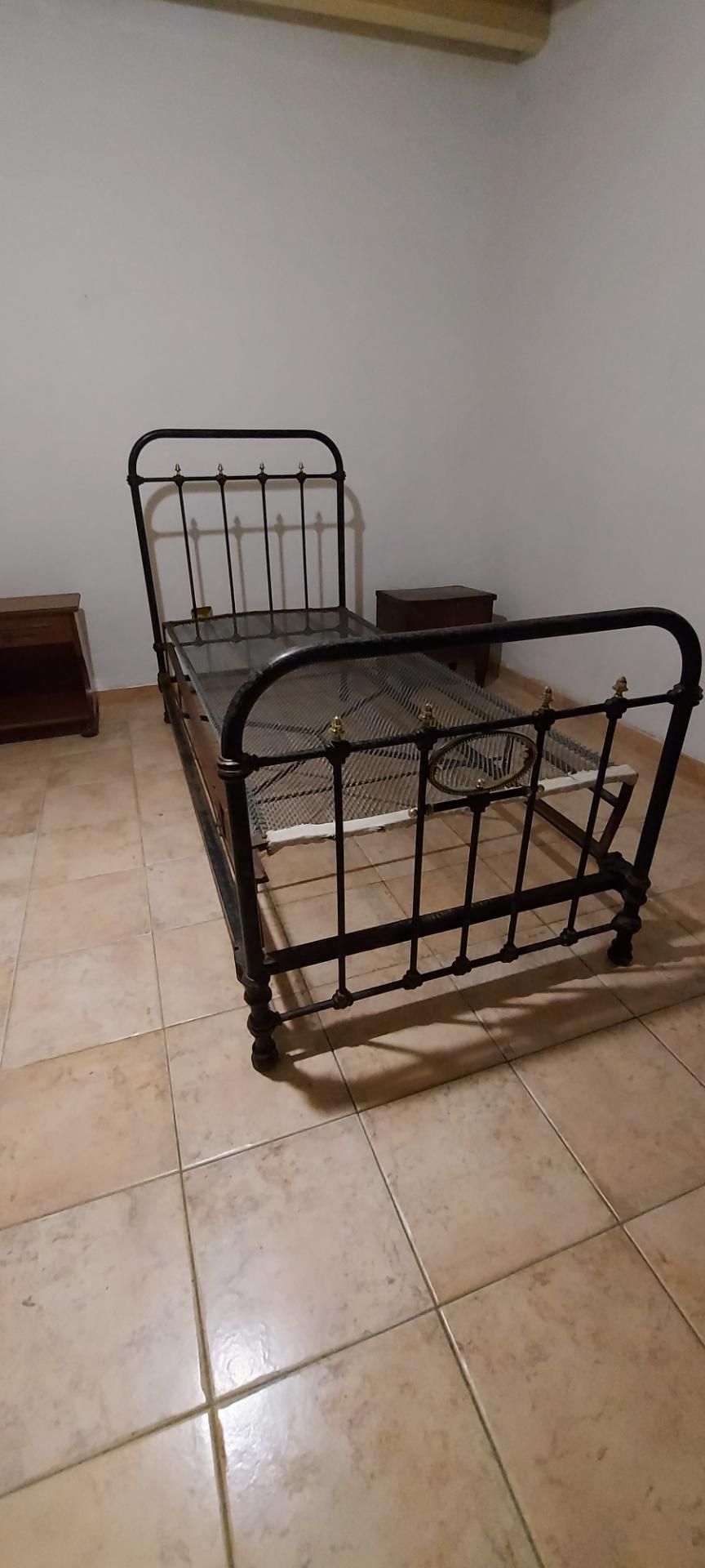 Letto vintage 1900 da scambiare - mobili a Italia - foto 1