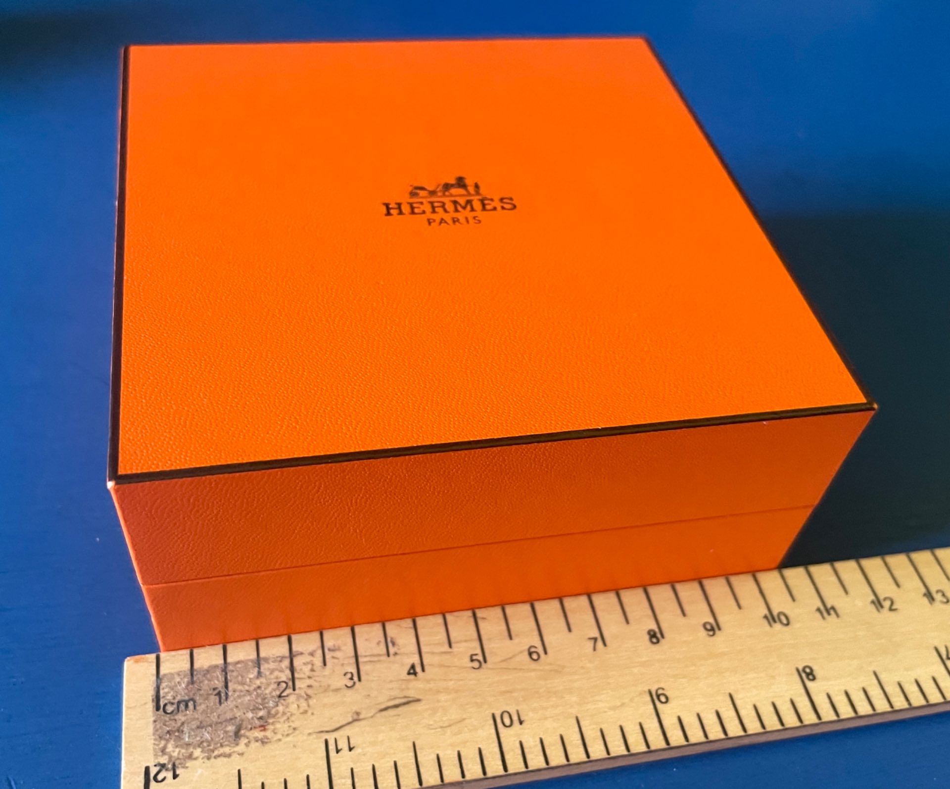 Hermes Scatola da scambiare - altri a Bologna - foto 3