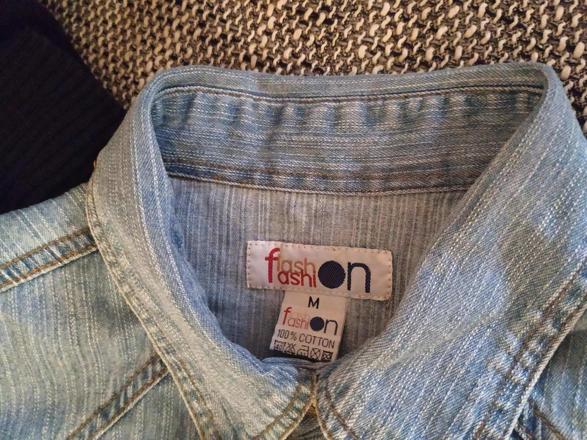 fashion Camicia di jeans da scambiare - Camicie e magliette a Reggio Emilia - foto 5